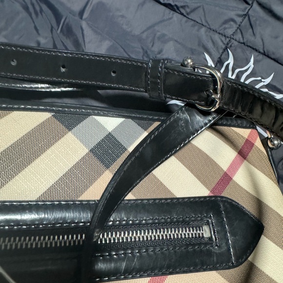 Burberry Tote Bag in Excellent condition - Picture 9 of 9